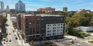 Foster on the Park Apartments Gallery 33