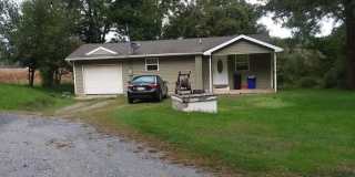 Enjoy this 2 bedroom Dillsburg County home Gallery 1