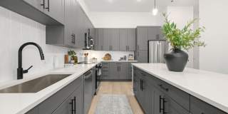 704 at the Quarter Gallery 41