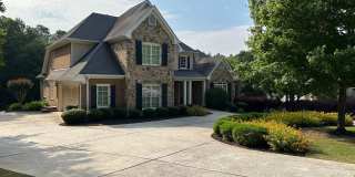 Huge, beautiful custom 4 bedroom house in Oconee! Gallery 1