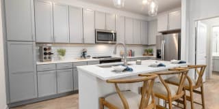 Advenir at Dawson Hills Gallery 4