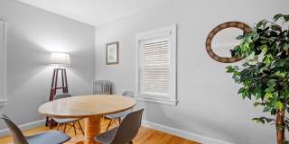 989 Union Street Gallery 21