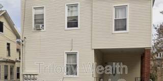 224 S. 7th Street - 1B Gallery 1