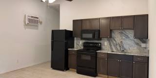 1119 GUADALUPE ST | Renovated Studio Gallery 1
