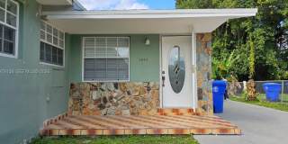 1941-1943 NW 32 St Gallery 1