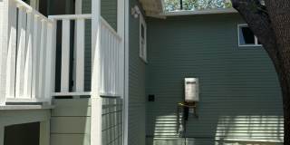 Newly renovated 2 bedroom 2 bathroom in a great location Gallery 34