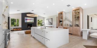 11173 Manatee Gallery 17