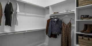 Modera Walsh Gallery 24