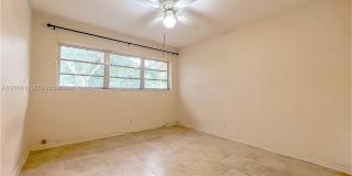 192 SW 62nd Ter Gallery 34