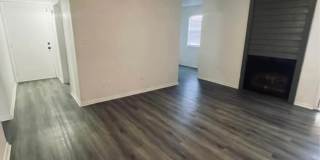 Glen Oaks Gallery 7