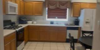 BEAUTIFUL 2 Bedroom 2 Bath Home Gallery 10