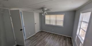 2Bedroom /1.5 Bath Mobile in Mims Nicely Updated Gallery 13