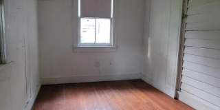 222 N BRADFORD Street Gallery 13