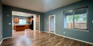 Modern updated 5 BD / 3 BA with Double Car Garage in Oregon City! Modern updated 5 BD / 3 BA with Double Car Garage in Oregon City! Gallery 9