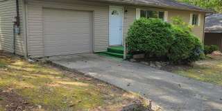 214 Lakeshire Drive Gallery 1