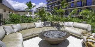 Lilia Waikiki Gallery 23