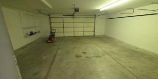Ranch house with lots of storage. Gallery 14