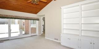 2453 WINDEMERE Road Gallery 10
