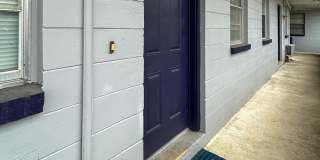 1122 WOODRUFF Avenue Gallery 12