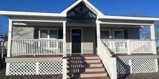 9045 Fm 121 Gallery 1