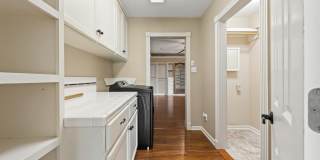 300 Oak Hollow Drive Gallery 34