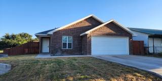 Immaculate 3 bed, 2 bath home close to Goodfellow! Welcome to Your New Home! Gallery 1