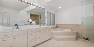 8309 OLD SEVEN LOCKS Road Gallery 38