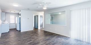 Spacious two-bedroom with fireplace! Gallery 1