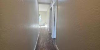 2661 Commercial Street Gallery 6