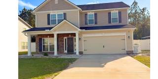 Spacious 5-bedroom, 3-bath home featuring two additional flex rooms! Gallery 1