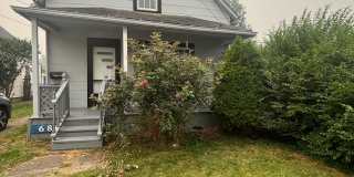 2bd Single Cash Pay/Section 8 Gallery 1