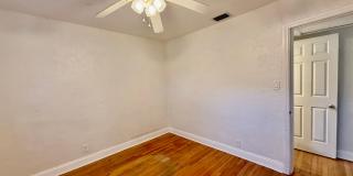 Euclid/Woodlawn Roommate Dream 4/3 home Gallery 31