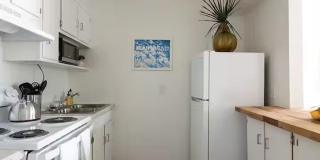 1713 BURGUNDY Street Gallery 5