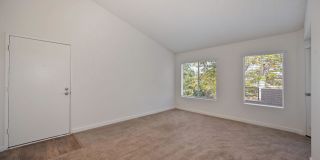 Elan Riverwalk Gallery 20