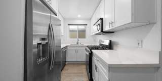 643 Pacific St Gallery 42