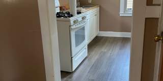 Charming Home in Heart of Rock Island Gallery 3