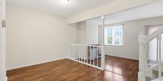 204 LIVINGSTON Court Gallery 8