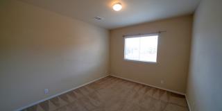 Spacious Home in Cibolo with 3 Car Garage! Realor Commission: $750 Gallery 24