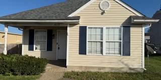 Updated home in Highview Gallery 1