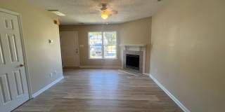 Beautiful 2 bedroom 2.5 bath town house located off Piney Green Road Gallery 4