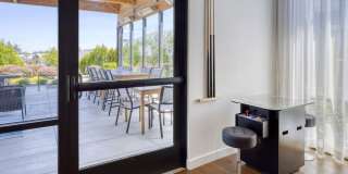 Ambrose Gallery 16