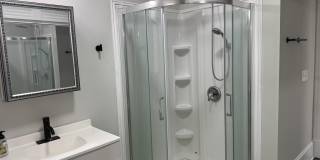 1918 REDELL Street Gallery 25