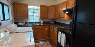 Beautiful downtown quad. 1 and 2 bed units available now. Pets allowed. Gallery 42