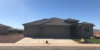 Beautiful Like New 4 bedroom home in Washington Fields! Gallery 1