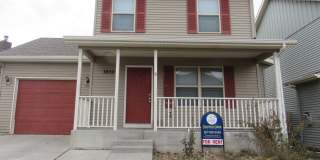 Charming 2 Story Doll House W/Unfinished Basement Gallery 1