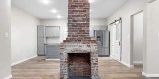 828 Gracey Avenue Gallery 26