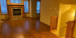 Appealing 3 bed / 1.5 bath townhouse in Greenwood/N Seattle Gallery 1