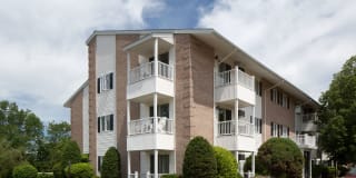 Town and Country Gallery 18