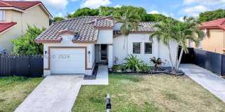 8574 SW 211th Ter 8574 SW 211th Ter Gallery 1