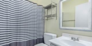 3 BR 2.5 BA Glendale Gallery 21